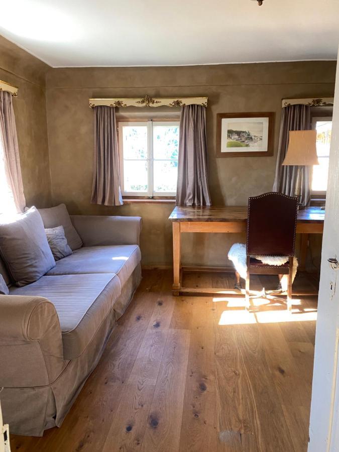 Privatzimmer In 400 Jahre Alten Bauernhaus Niederalm Dış mekan fotoğraf